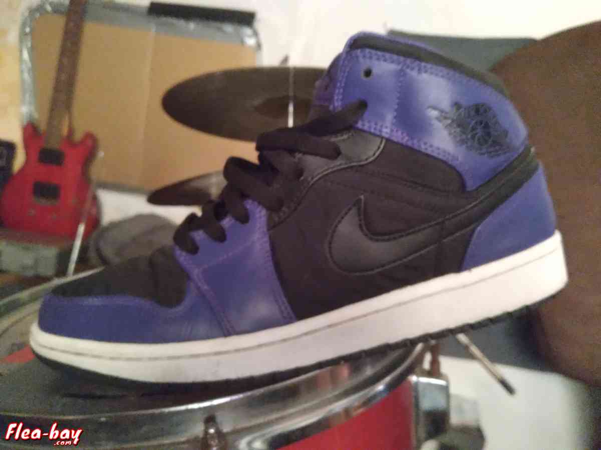 Nike Air Jordan 1 concord"