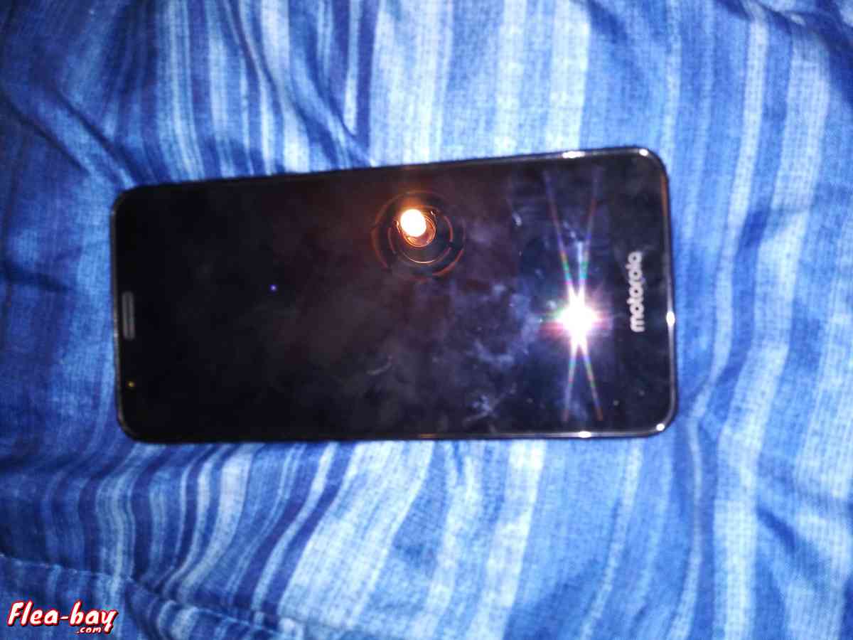 Motorola Moto E6 Straight Talk Smartphone