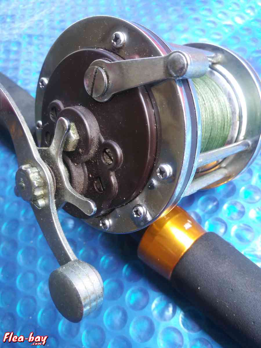 FISHING RODS & REELS