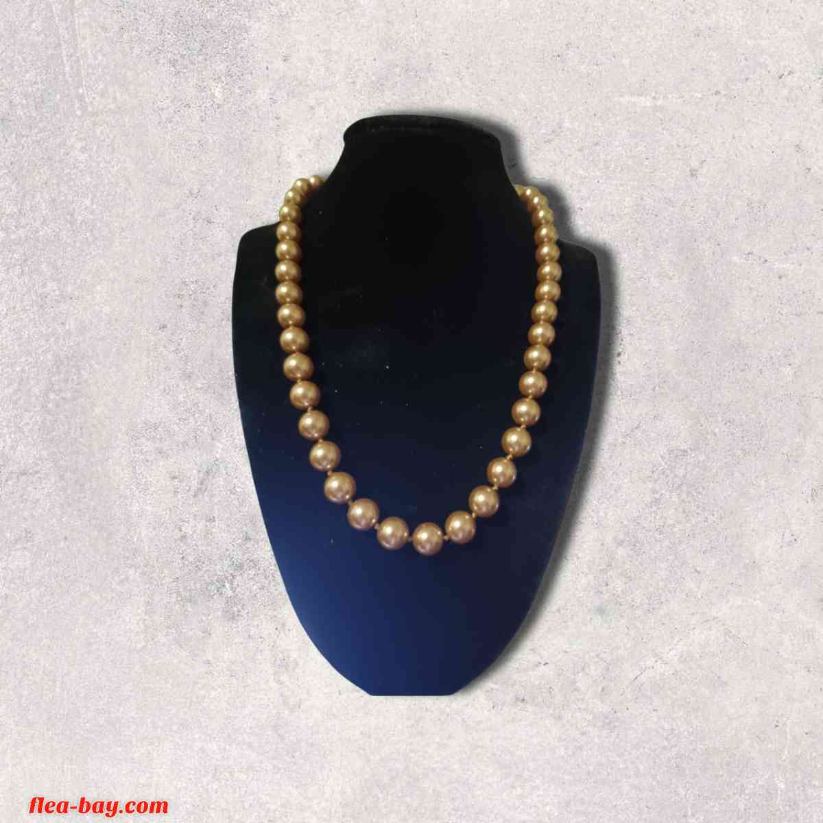 Light brown jewelry set