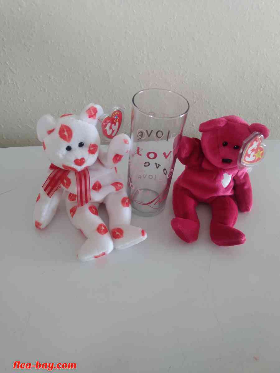 Valentine's beanie babys with flower vase