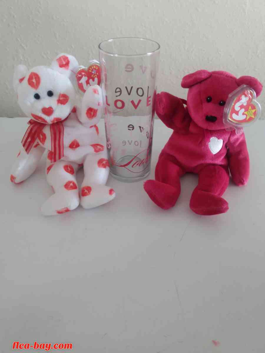 Valentine's beanie babys with flower vase