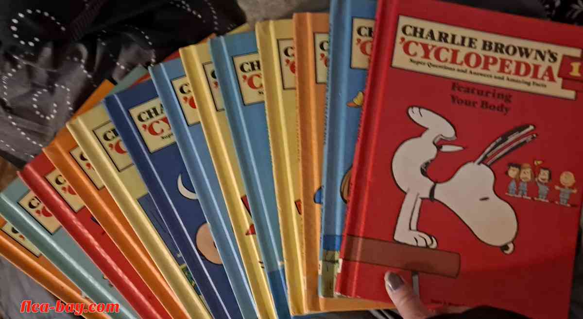 Charlie Brown Cyclopedia collection