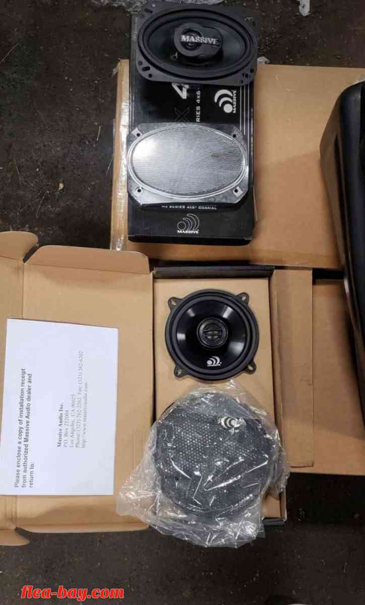 Harley Davidson fiberglass touring pack