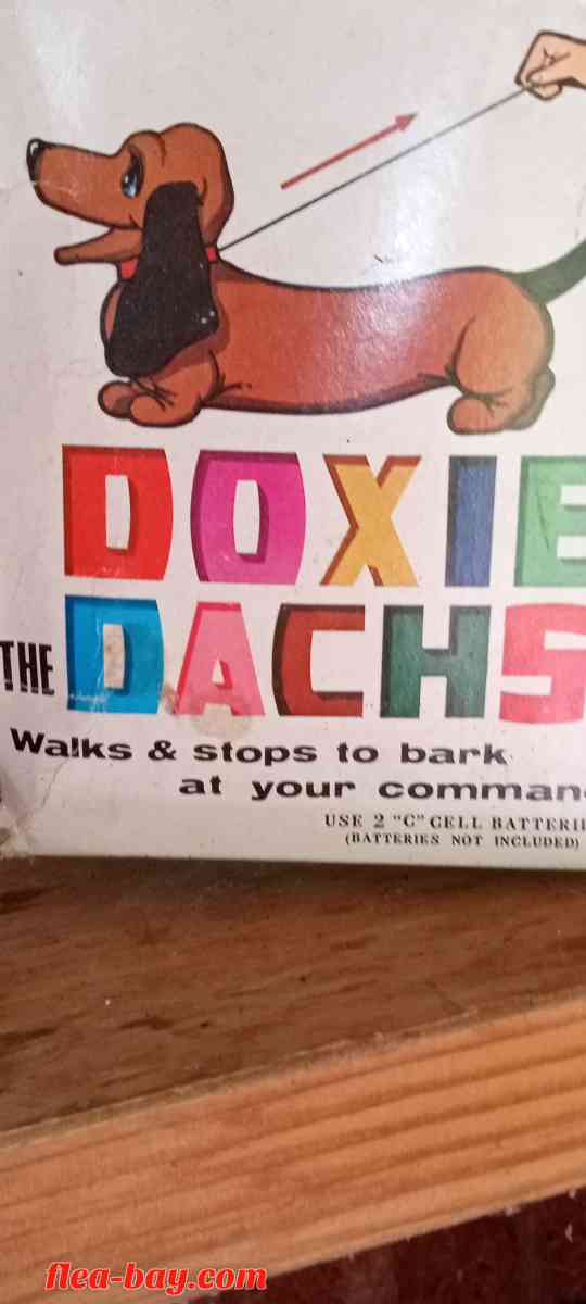 barks walks voice control command comes with batteries unope