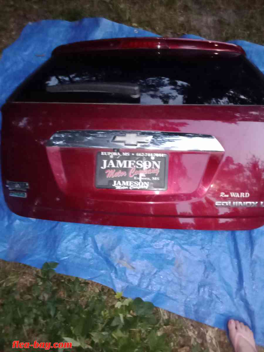 2012 Chevy equinox body parts and great condition