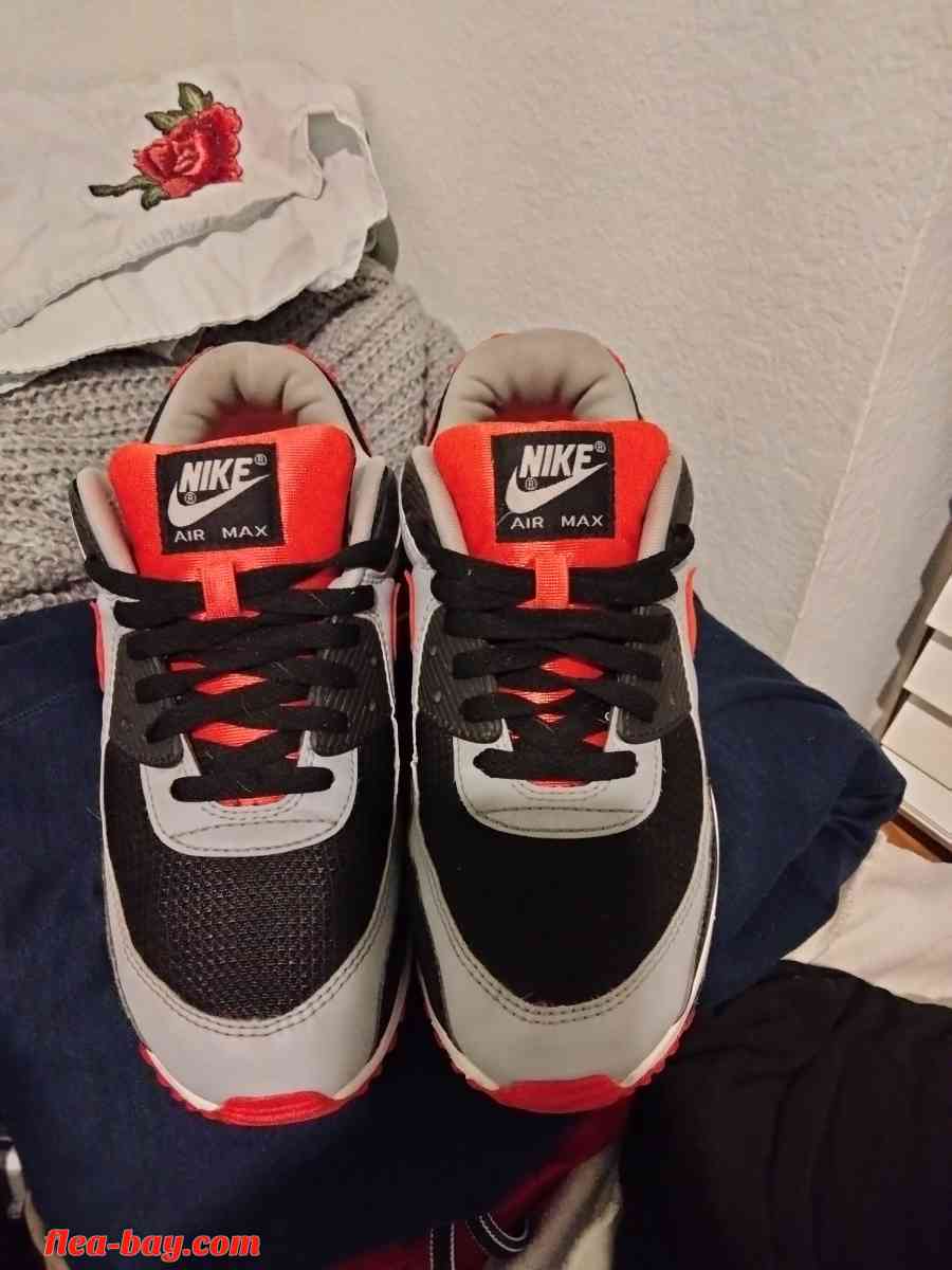 Nike AirMax 90 womens