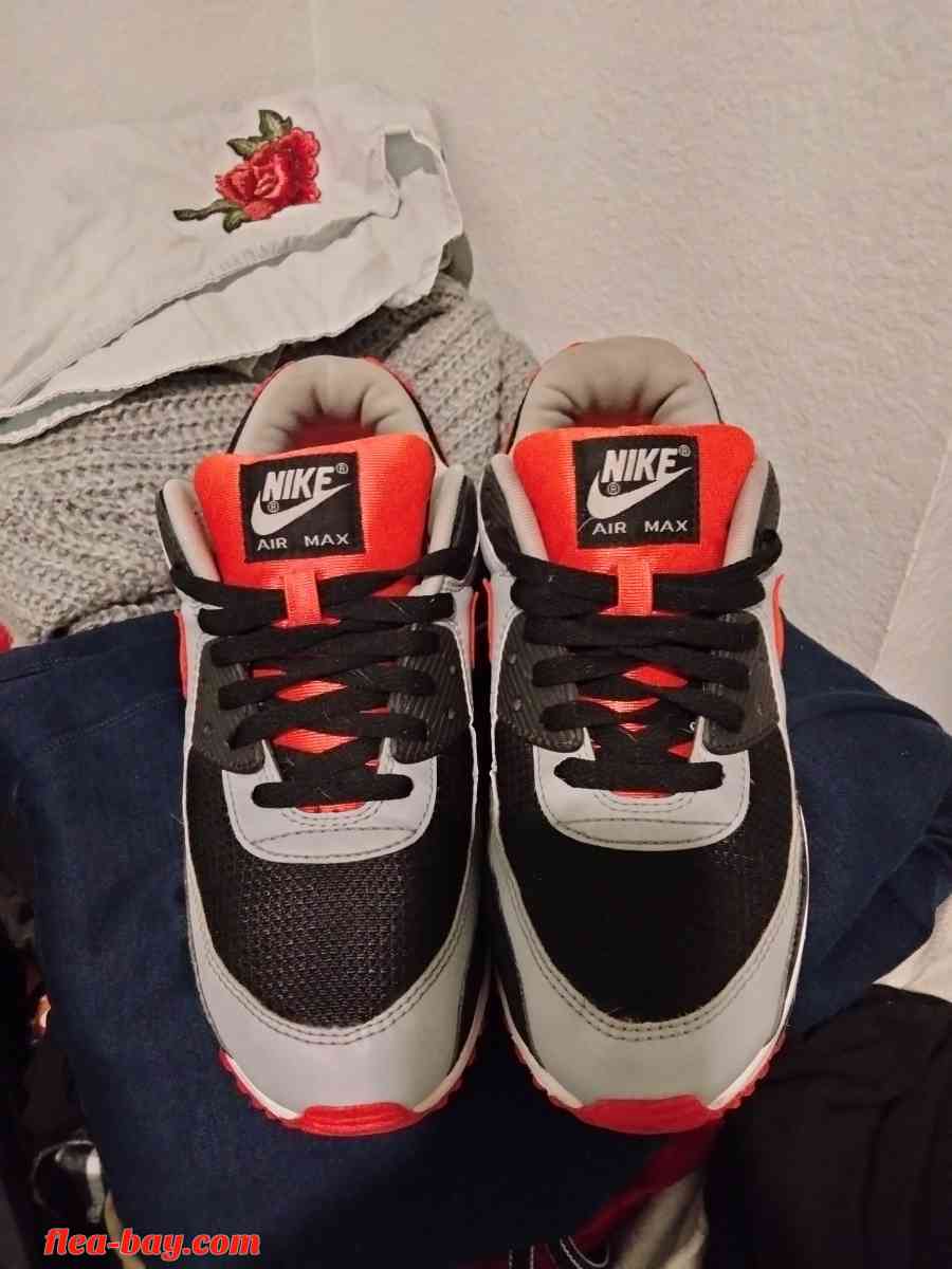 Nike AirMax 90 womens