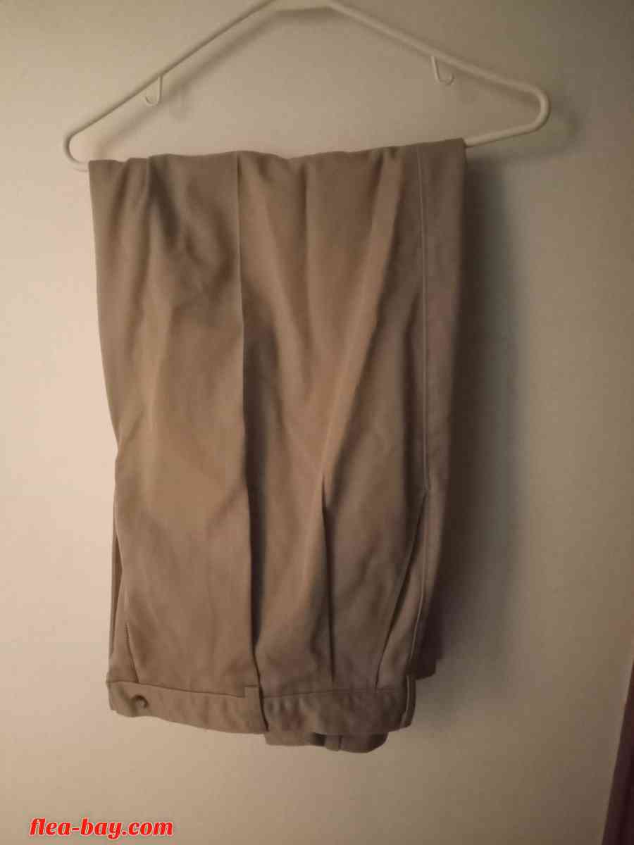 Authentic St Johns Bay (Men's Tan Dress Slacks)