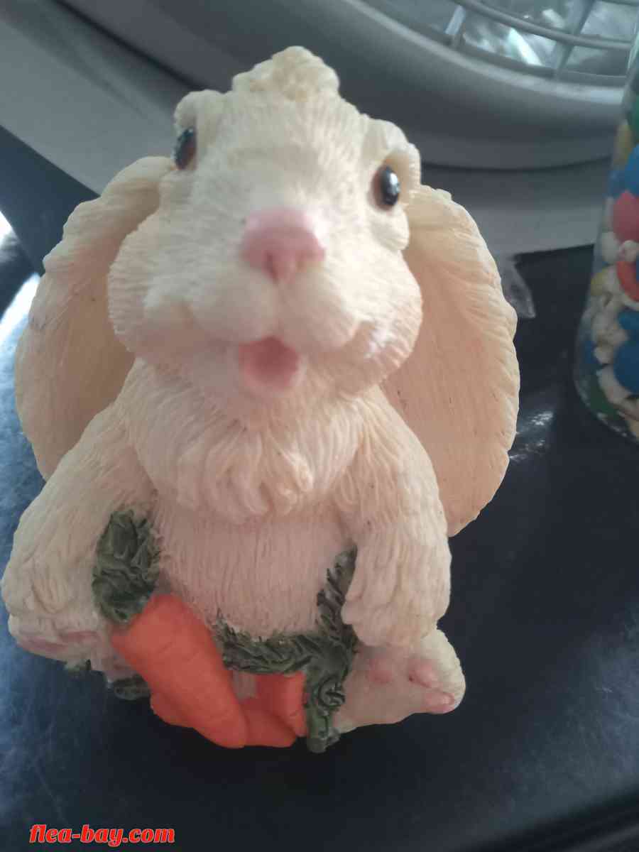 Nik Nak (Ceramic Handpainted Bunny)