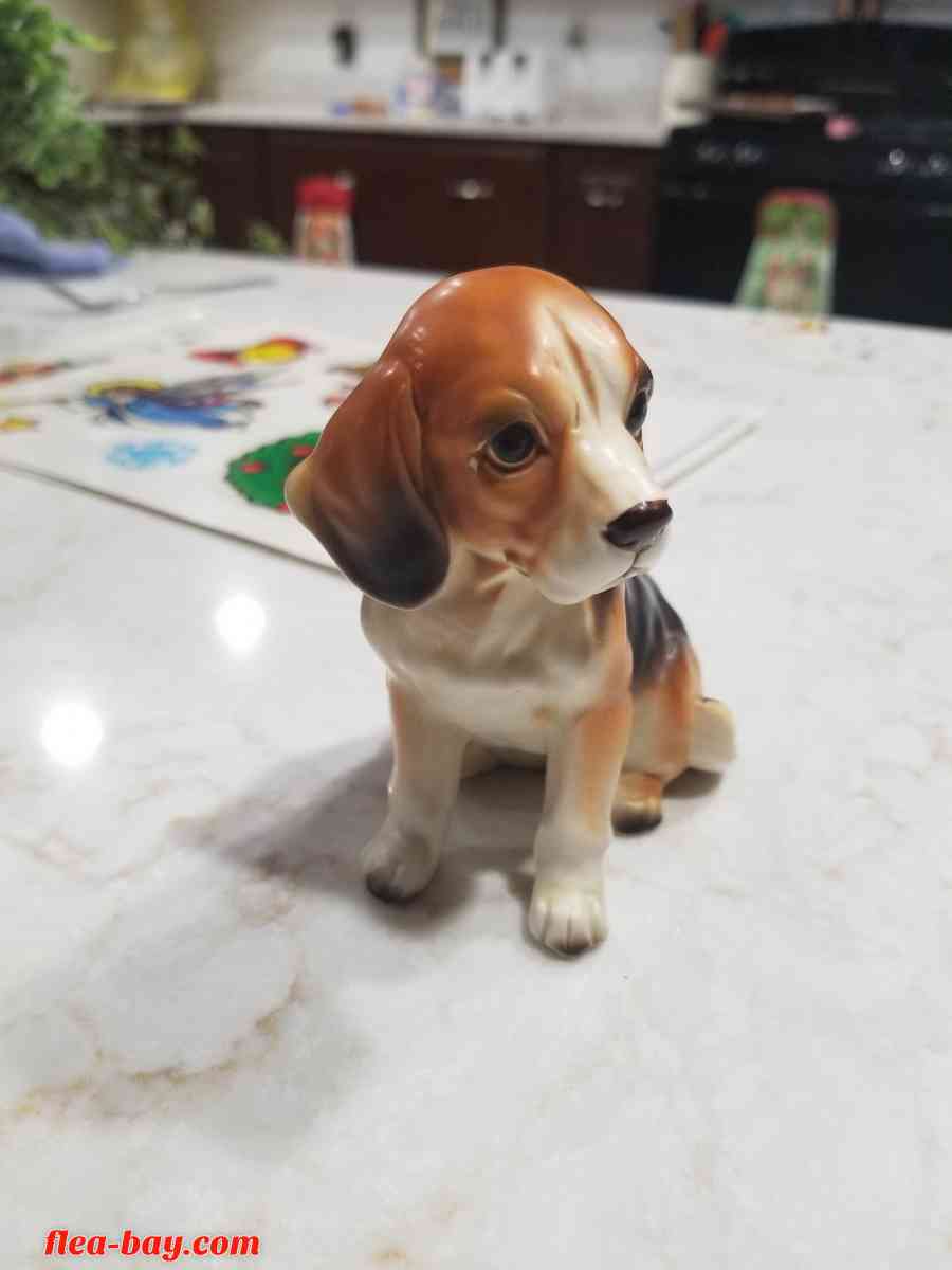 Vintage Dog Beagle Figure 4" Tall Made in Japan Free Shippin
