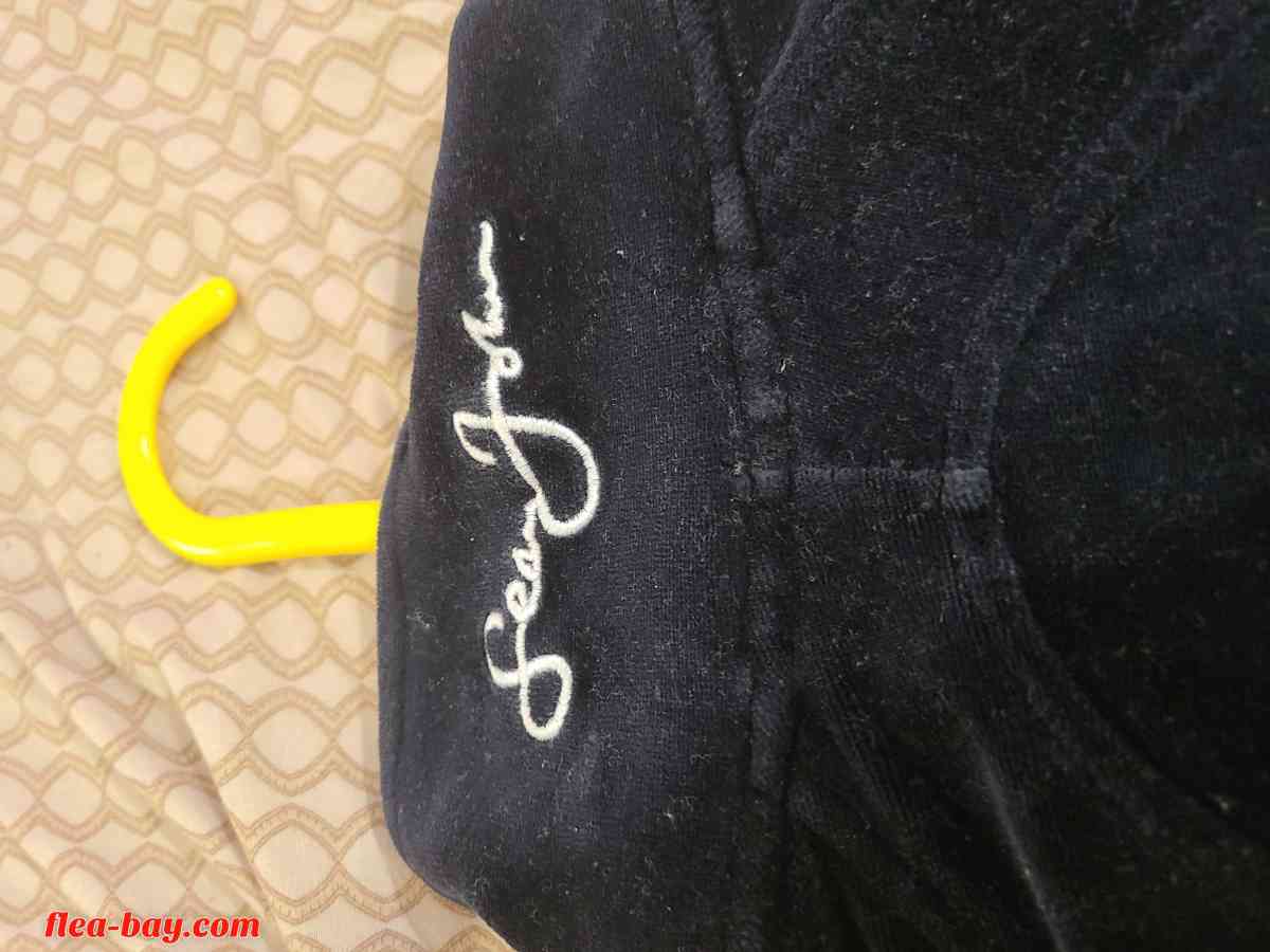 Old school Sean John MENS TRACK SUIT BLACK