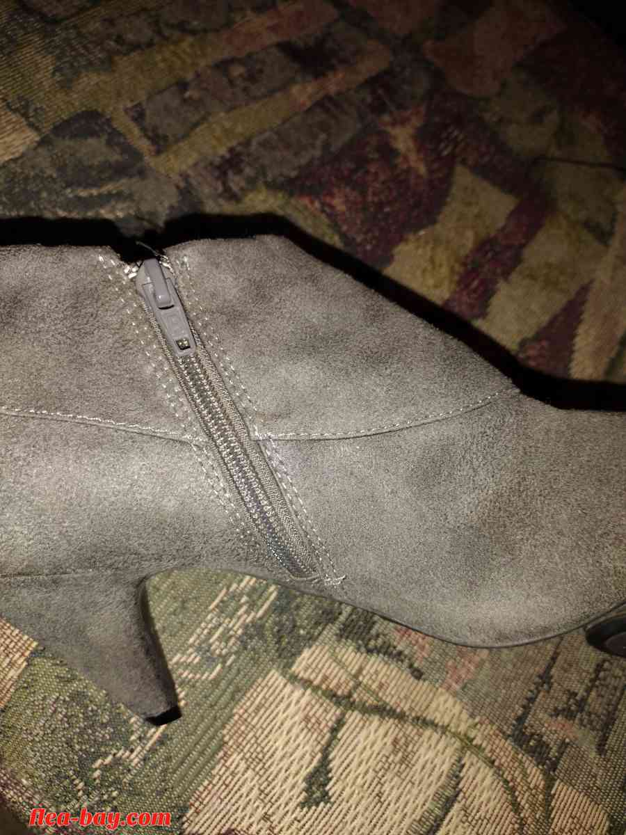 women's boots brown suede used
