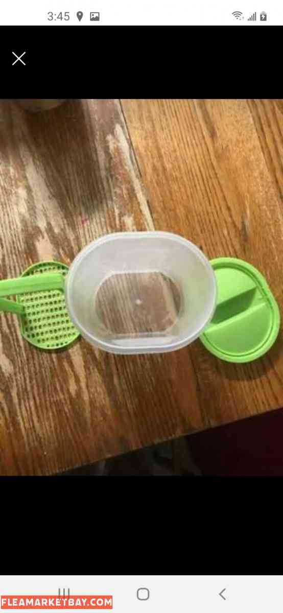 Pickle and Olive Keeper