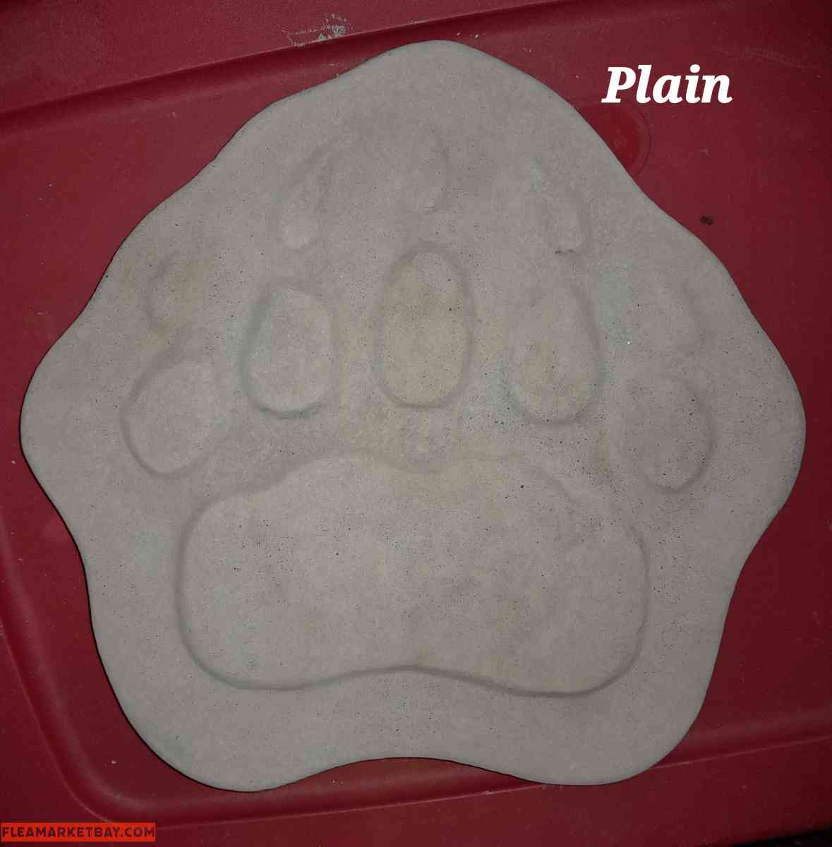 Bear Paw Stepping Stones