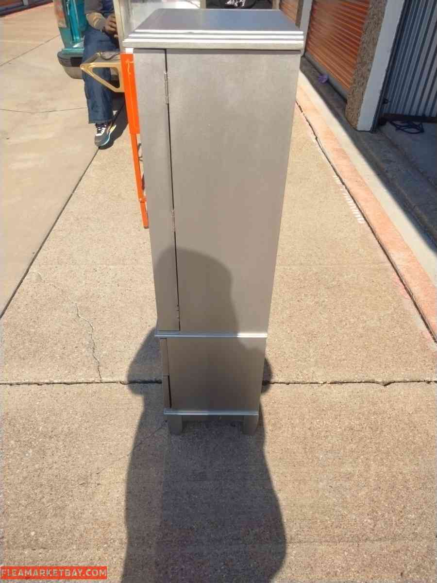 stand up jewelry cabinet with mirrors