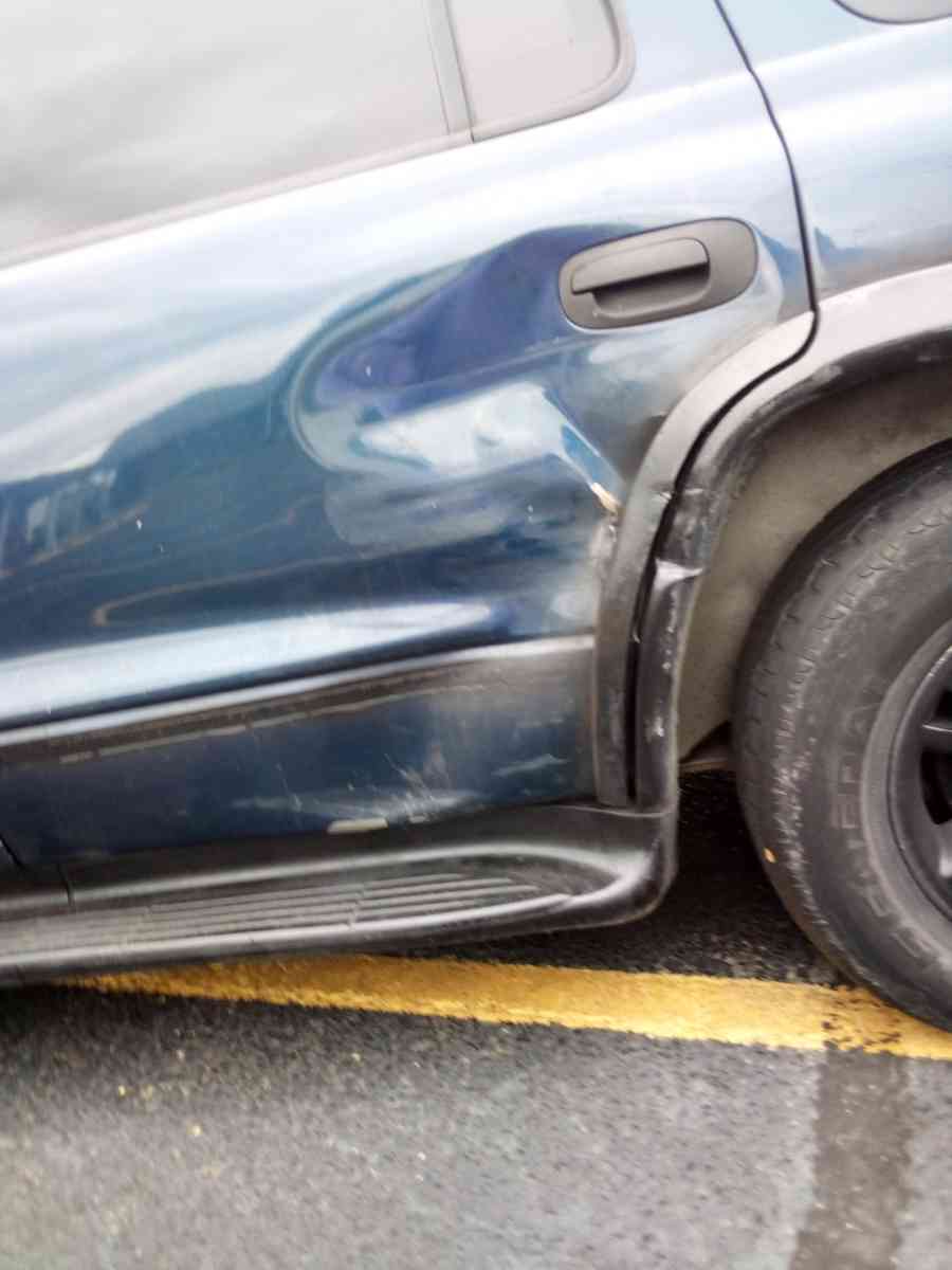 selling or trading 2001 Dodge Durango slt