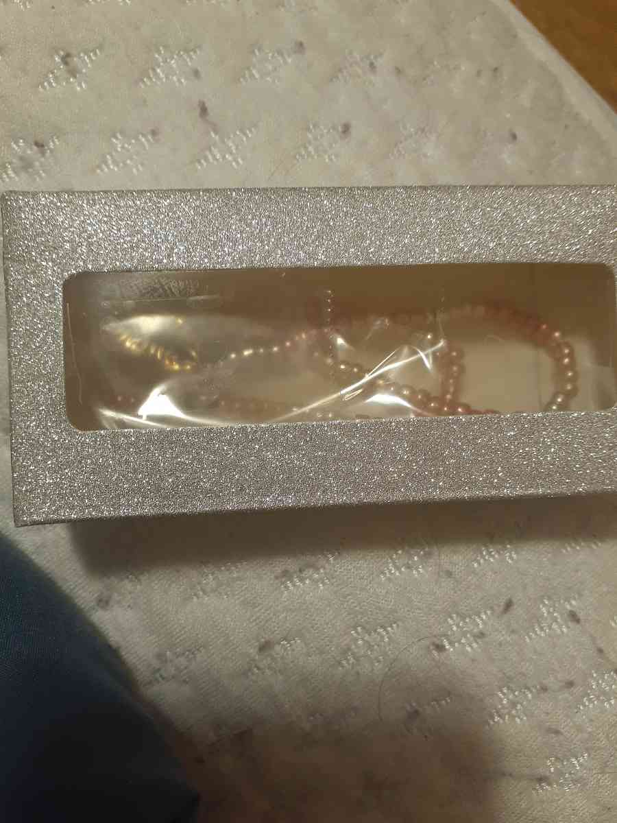 very pretty handmade necklace