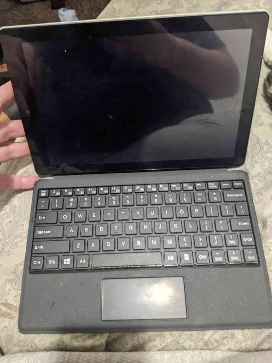 RCA LABTOP AND TABLET COMBO