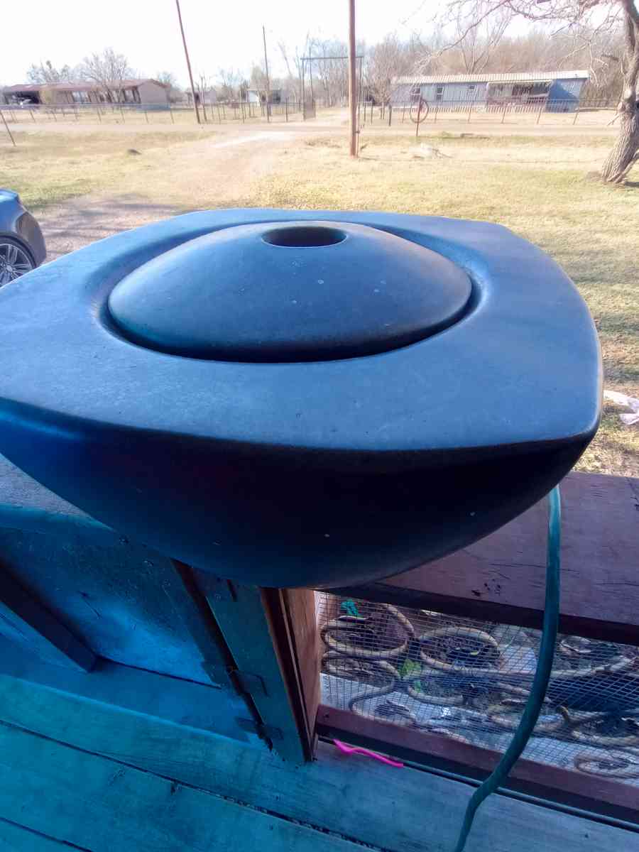 metal black outdoor ashtrays