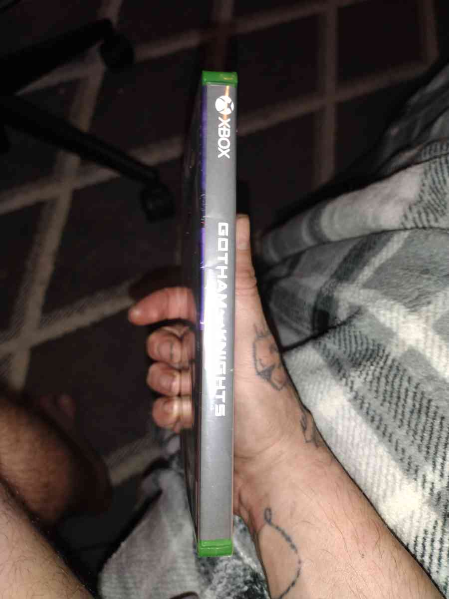 Gotham Knights Pre order exclusive for Xbox series x