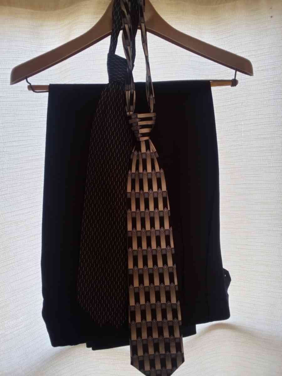 Navy Blue Suit large coat 30 pants