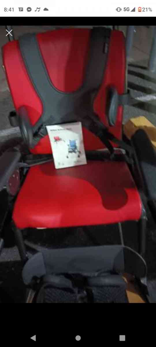RIFTON ACTIVITY CHAIR 860