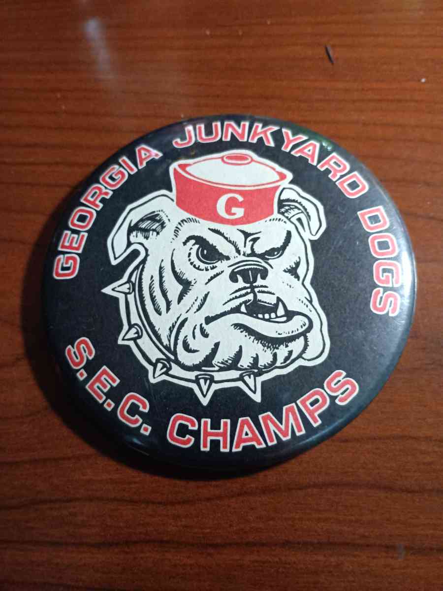 1976:ga bulldog sec championship badge