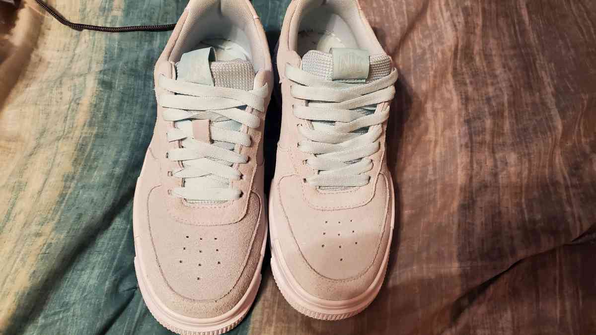 Air Force 1 Pixel Glacier Blue