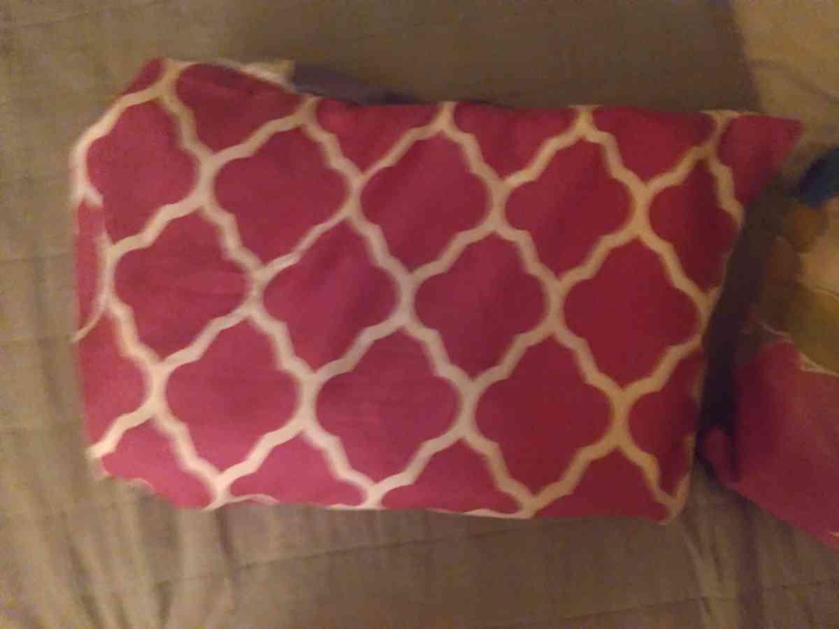 handmade and sized to order temperpedic pillows