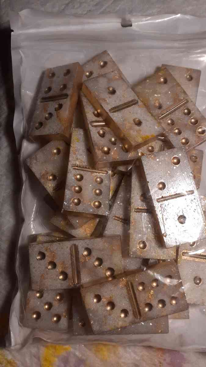 custom resin dominoes