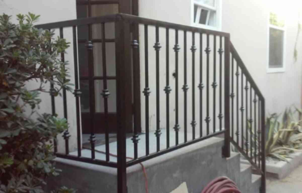 sliding gates