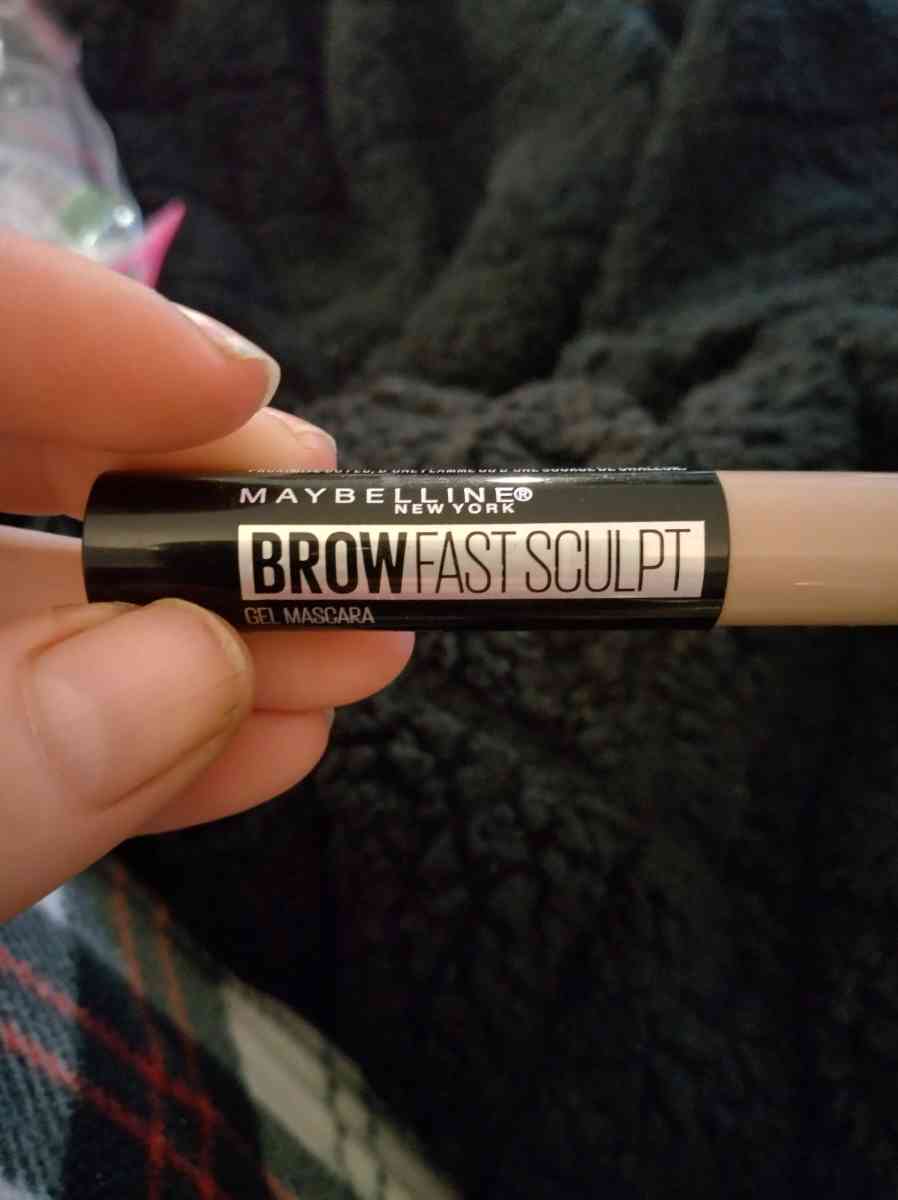 Maybelline brow fast sculpt