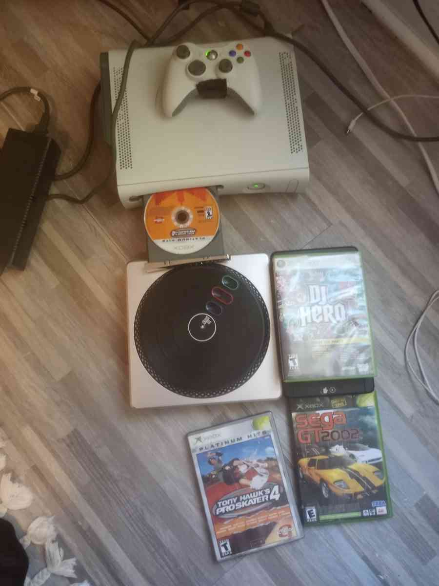 Xbox 360 with games including DJ Hero with turntable