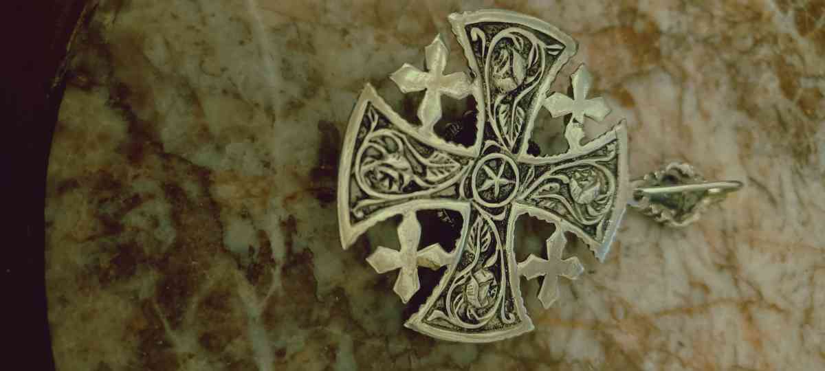vintage Sterling silver cross