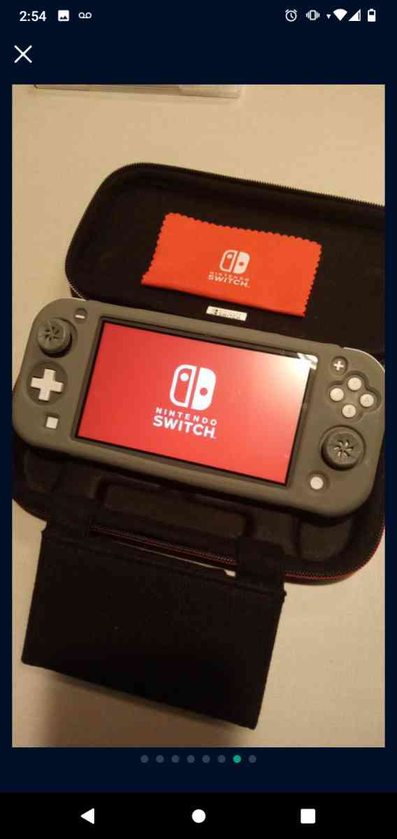 Nintendo Switch Lite w Hardcase And 128MB SD Card