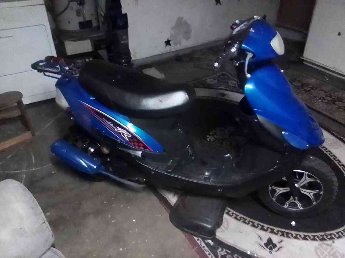 2020 revolution boom 50cc moped