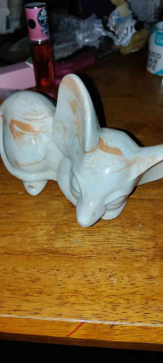 vintage Tennessee clay mouse figurine