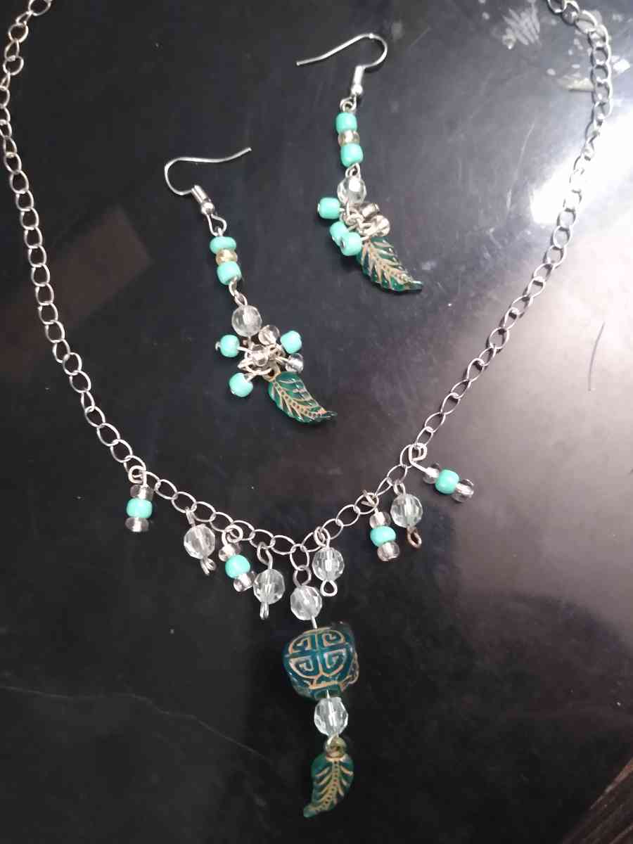 necklace set