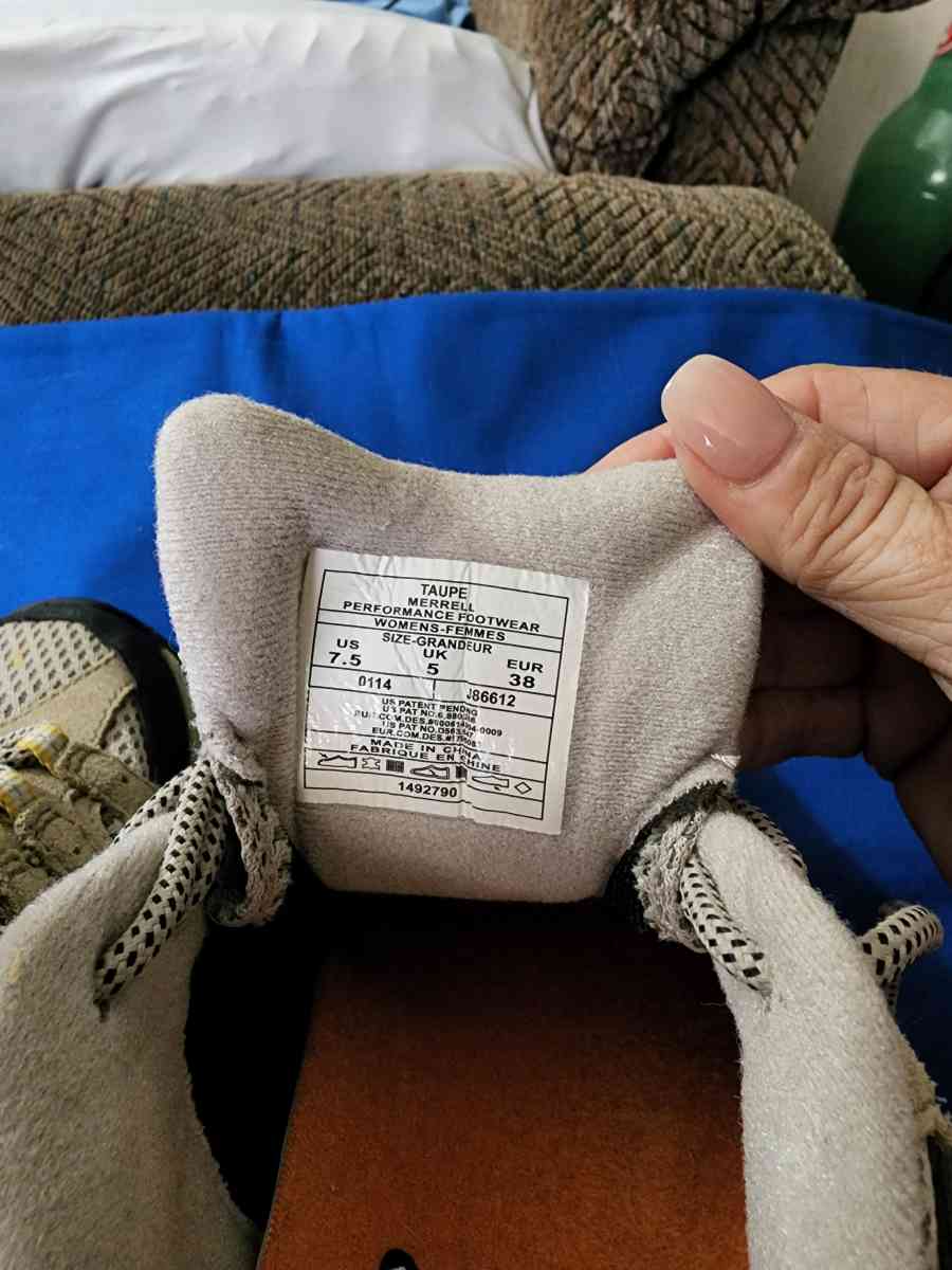 Merrell Vibram womens shoes