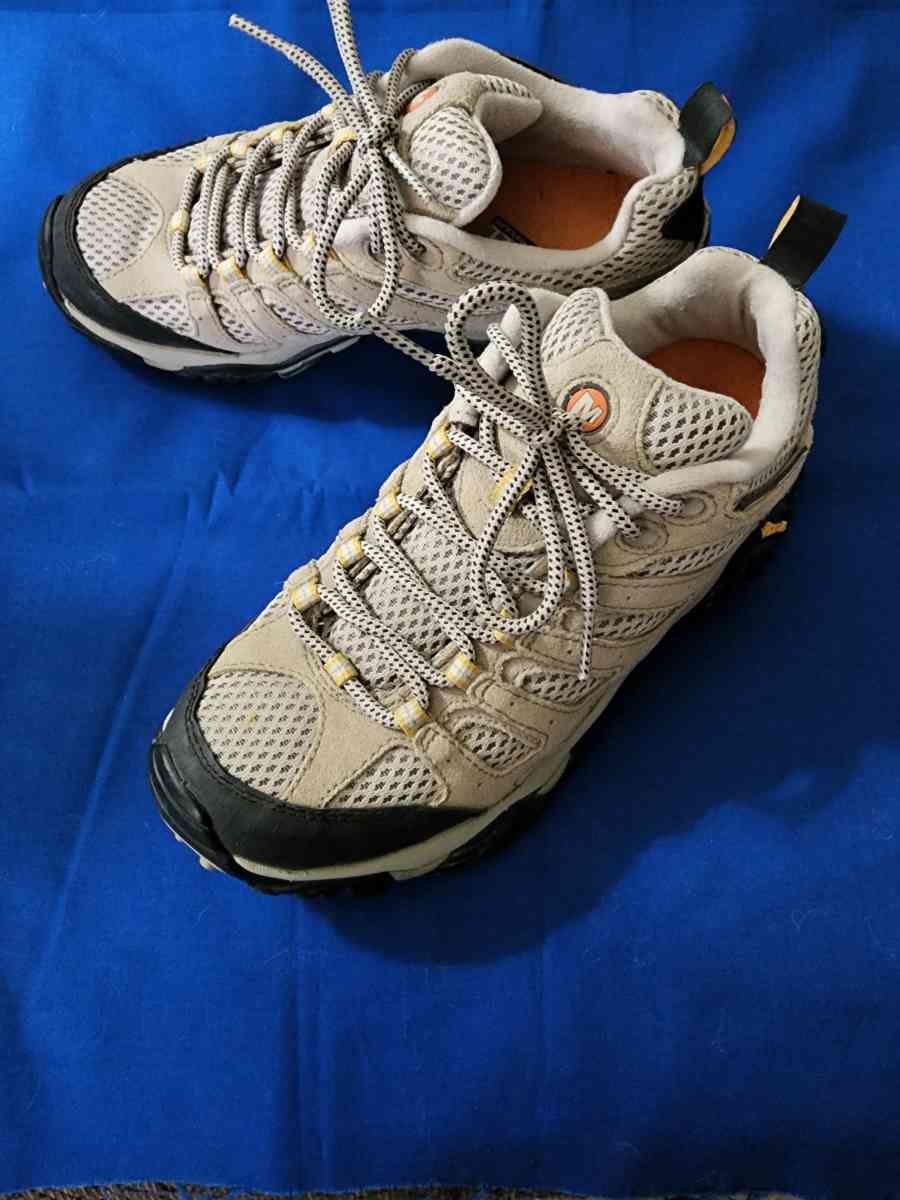 Merrell Vibram womens shoes