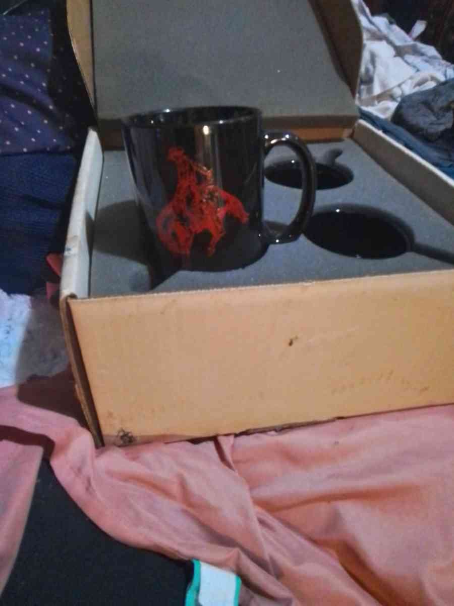 cowboy Marlboro cups