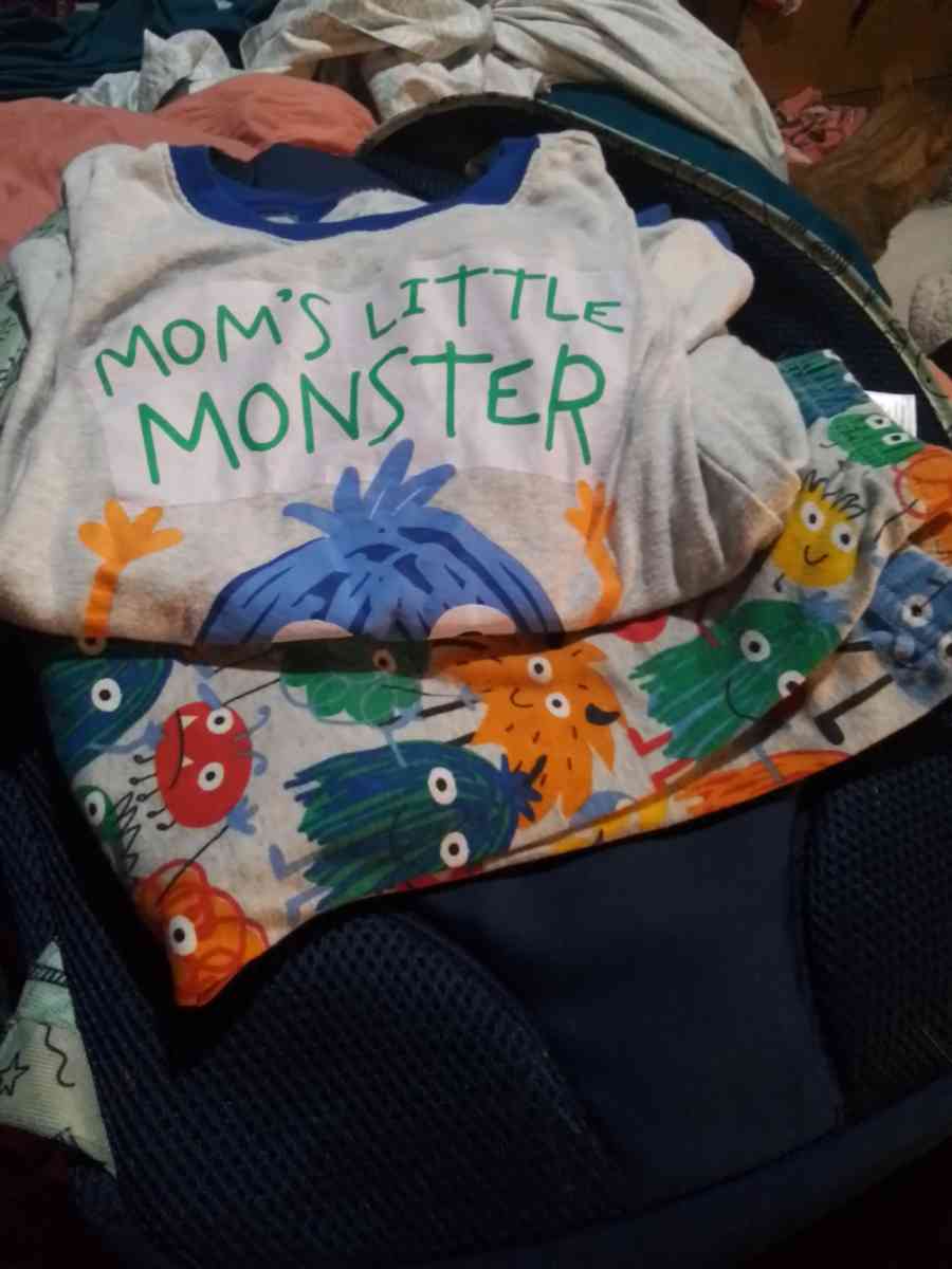 boys monster pajamas set