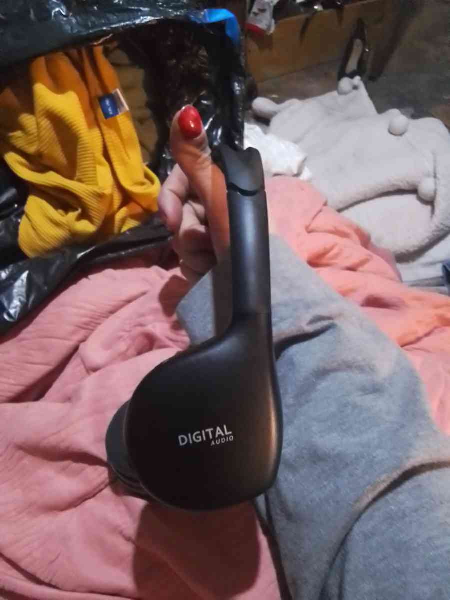 digital audio head phones
