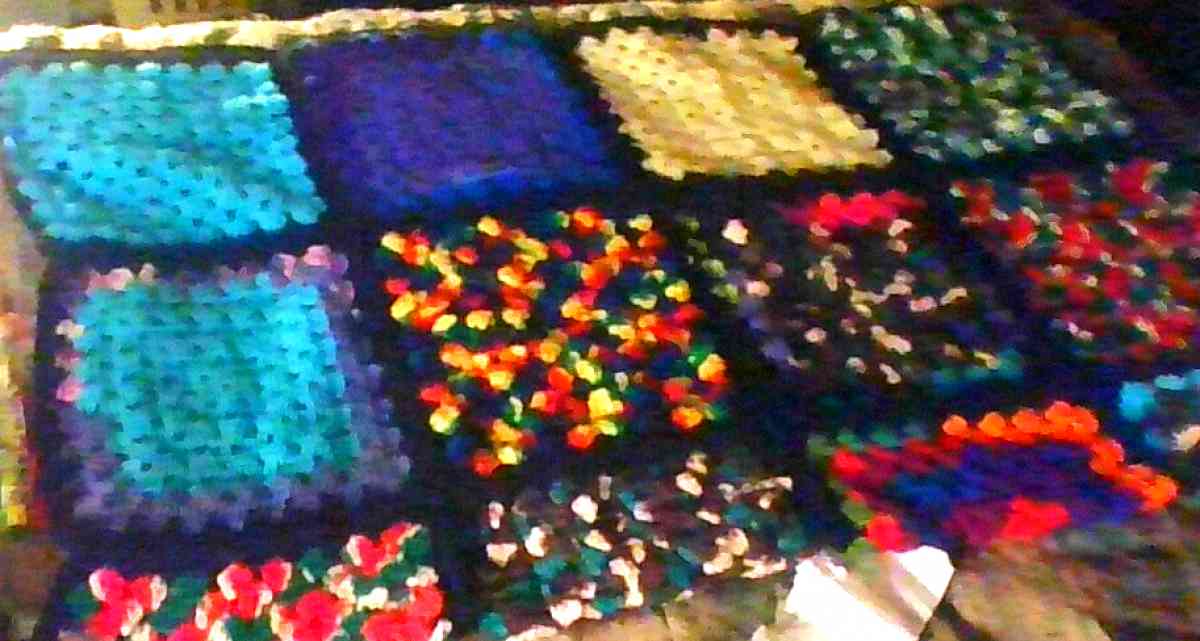HOMEMADE CROCHETED THROW BLANKET