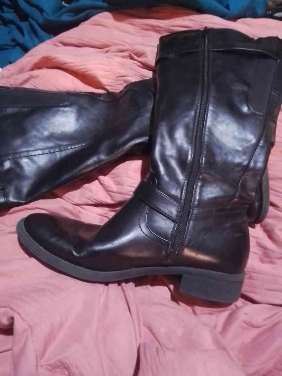 woman boots