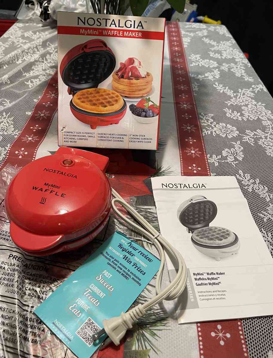MyMini Personal Electric Waffle Maker Red