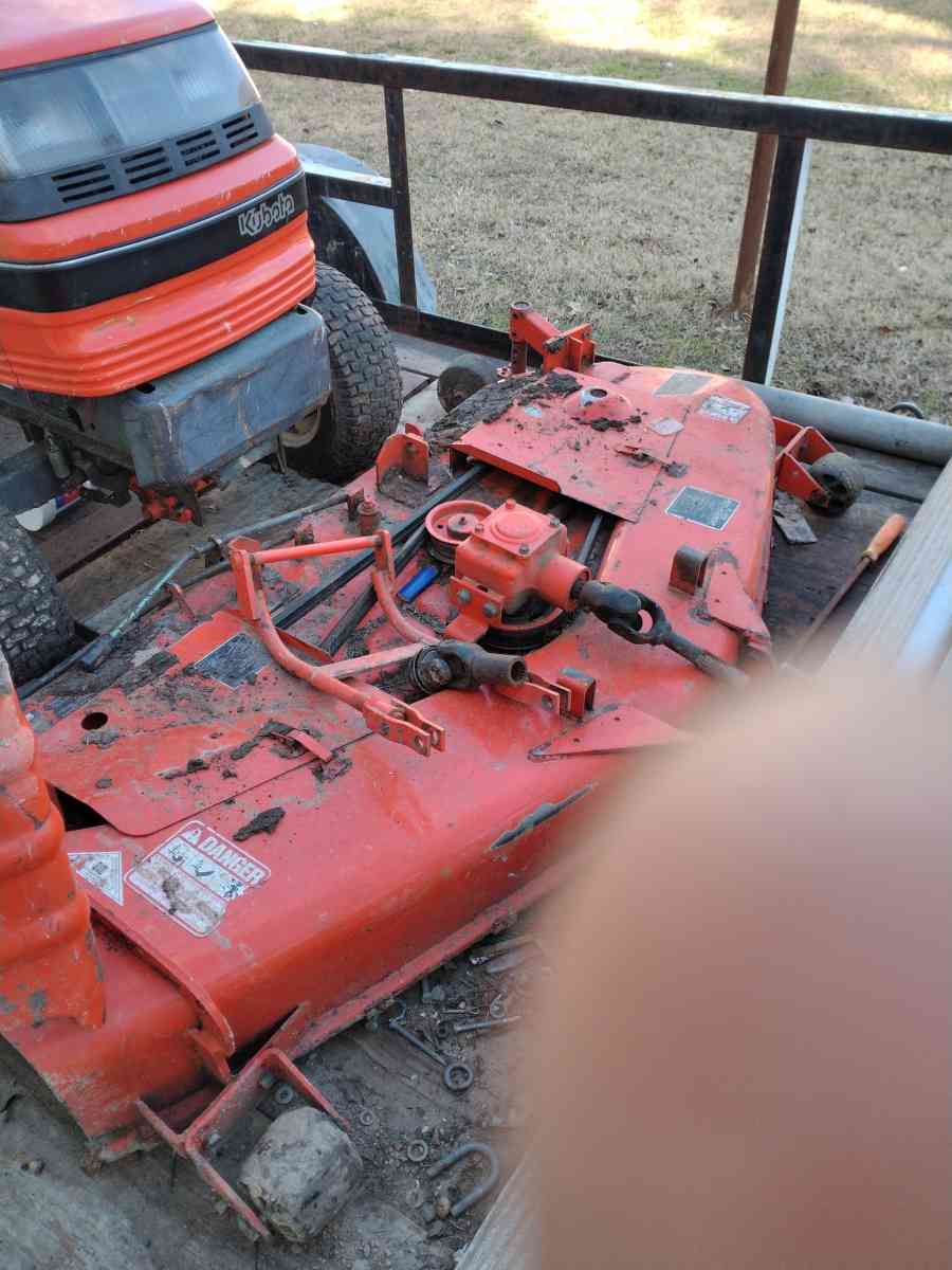 tractor Kubota 4wheel steering