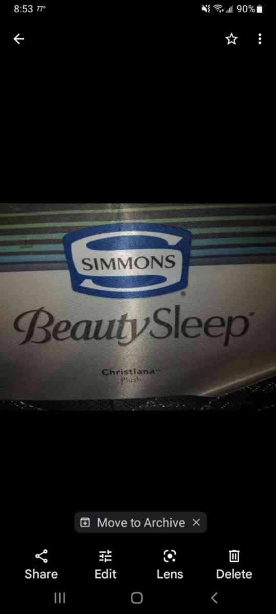 pristine Simmons queen size plush mattress