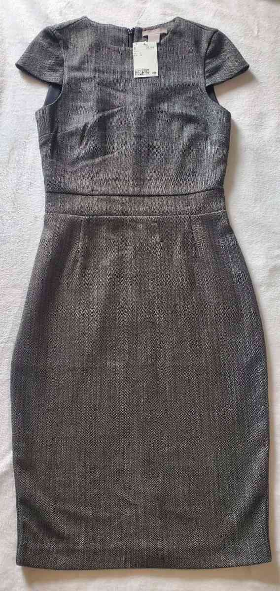 HM NEW WITH TAGS GREY PROFESSIONAL DRESS WITH PATTERN